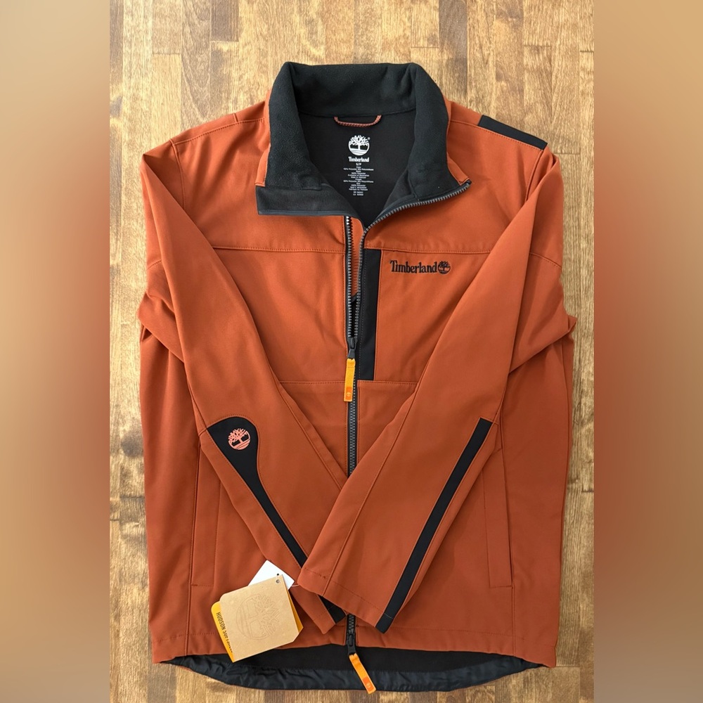 Timberland Men’s Rust Orange Softshell Jacket – Size Small, NWT